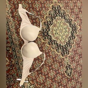 Victoria’s Secret T-shirt push up full coverage bra 38D